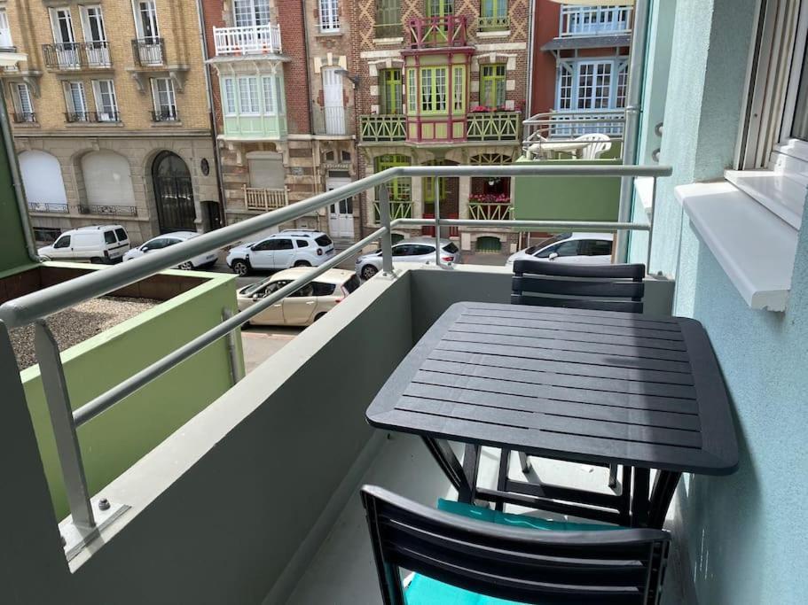 מרס-לה-באן Trimaran Studio 10 Metres De La Plage Avec Balcon/Terrasse מראה חיצוני תמונה